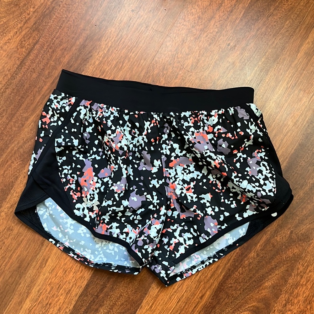 Under Armour Fly By Shorts